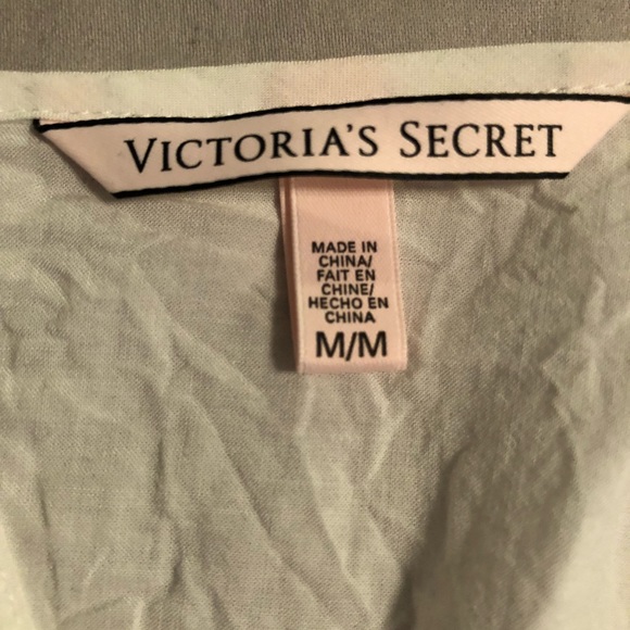 Victoria Secret beach dress - Picture 4 of 4